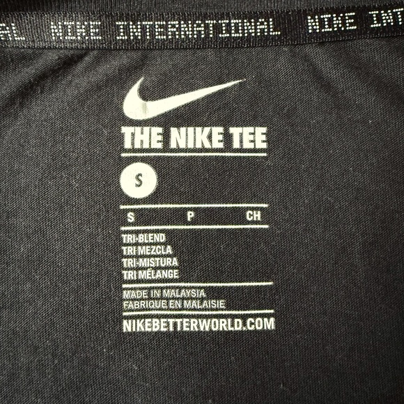 Nike International S Black Tee - Picture 6 of 10